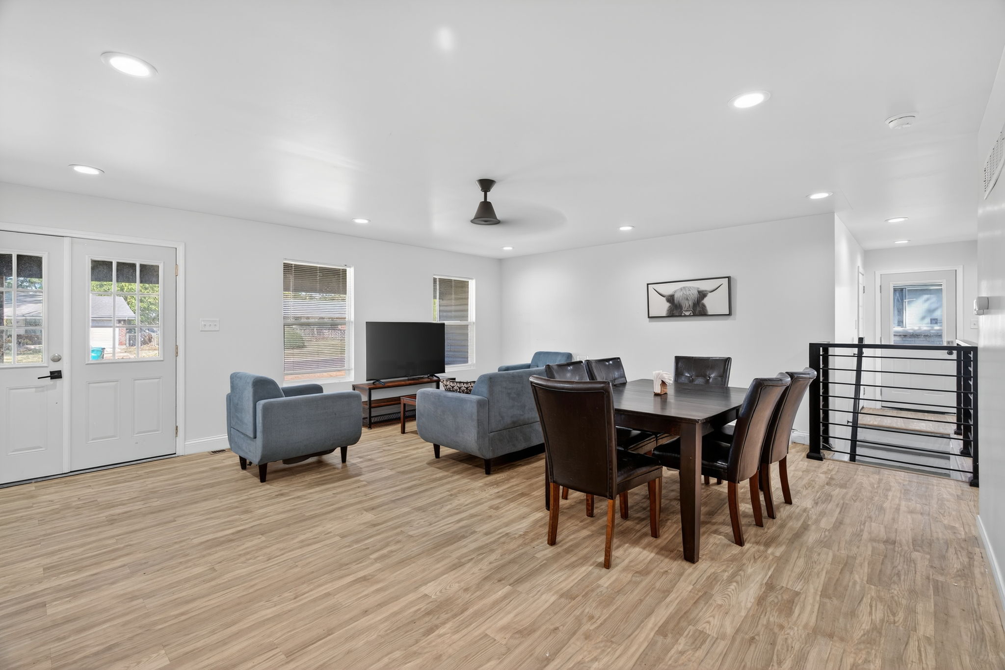 3 Bedrooms Bedrooms, ,2 BathroomsBathrooms,Woodford Homes,For Rent,1371