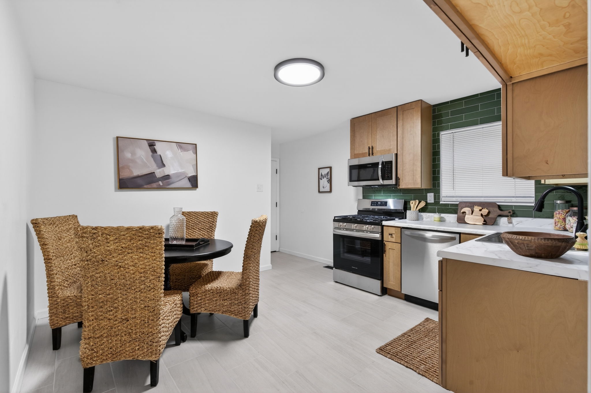 3 Bedrooms Bedrooms, ,1 BathroomBathrooms,Woodford Homes,Lease Purchase / Purchase,1372