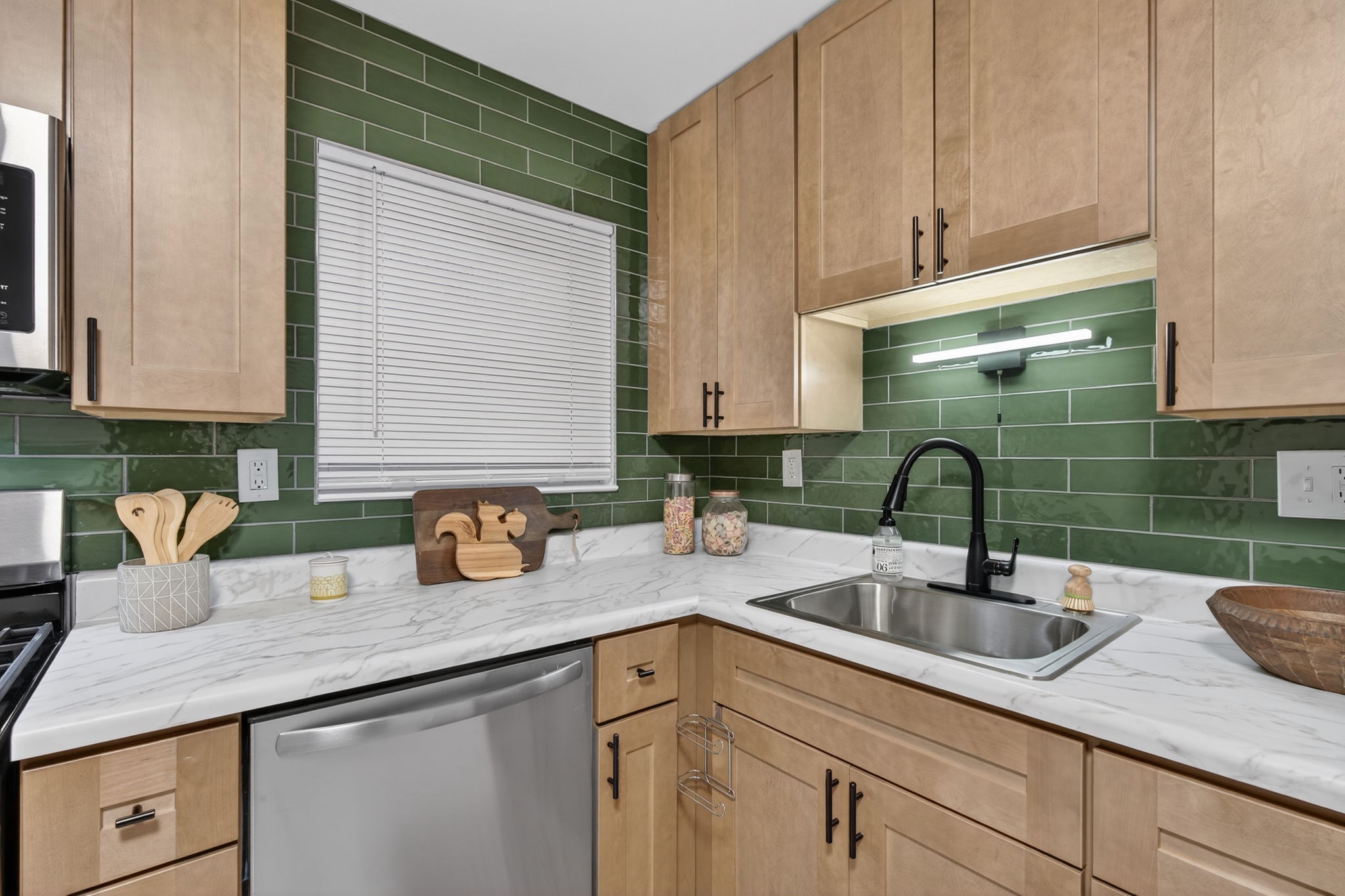 3 Bedrooms Bedrooms, ,1 BathroomBathrooms,Woodford Homes,Lease Purchase / Purchase,1372