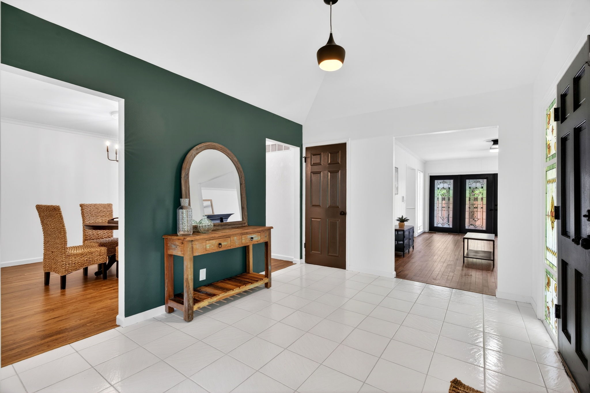 5 Bedrooms Bedrooms, ,3 BathroomsBathrooms,Woodford Homes,Lease Purchase / Purchase,1373
