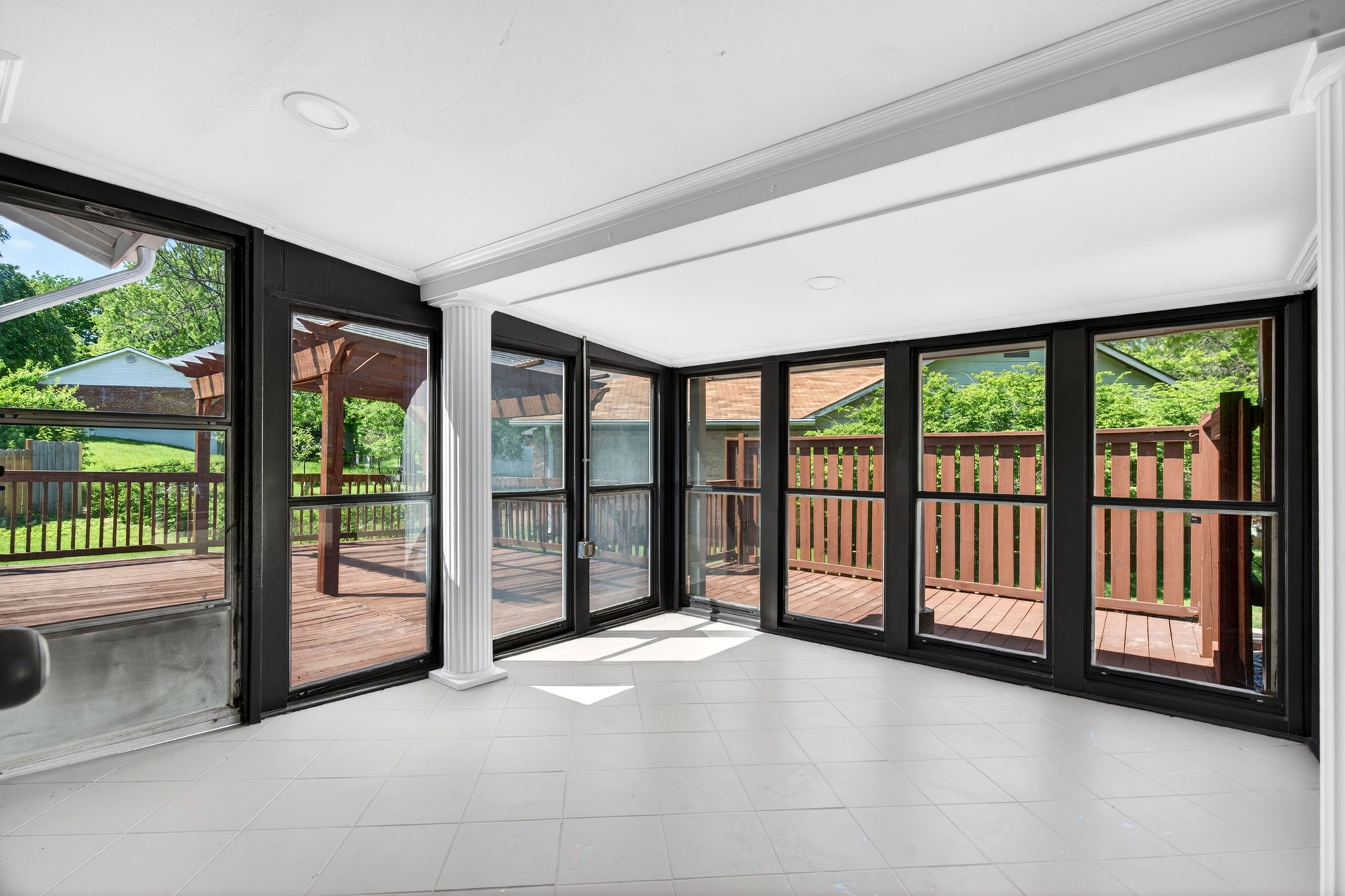 5 Bedrooms Bedrooms, ,3 BathroomsBathrooms,Woodford Homes,Lease Purchase / Purchase,1373