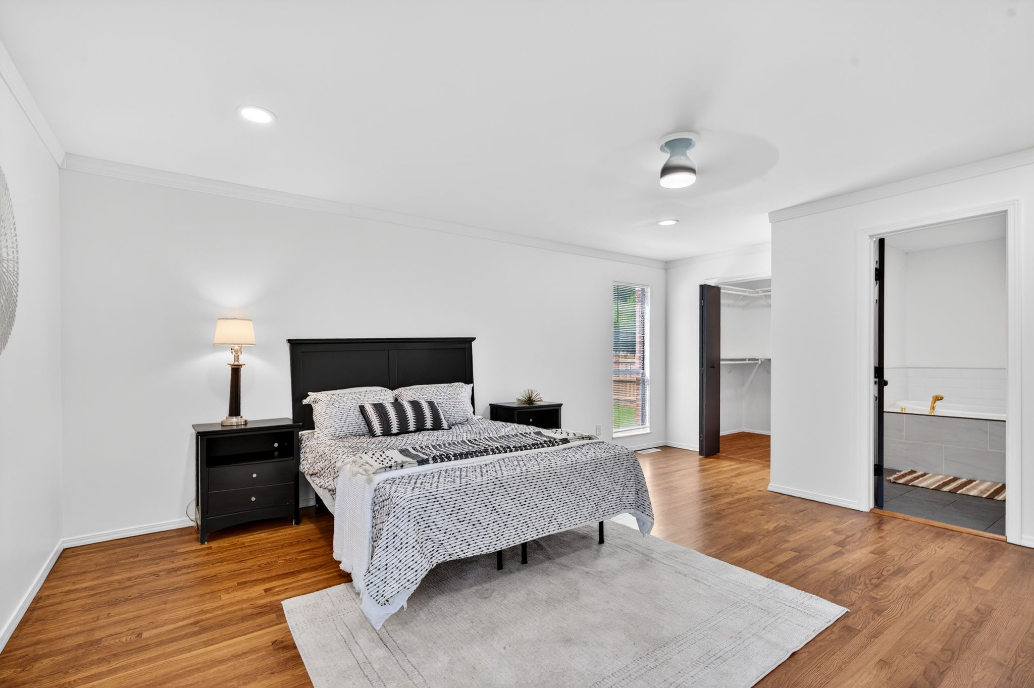 5 Bedrooms Bedrooms, ,3 BathroomsBathrooms,Woodford Homes,Lease Purchase / Purchase,1373