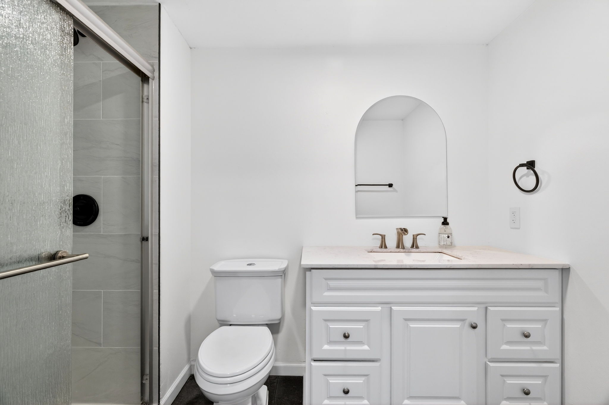 5 Bedrooms Bedrooms, ,3 BathroomsBathrooms,Woodford Homes,Lease Purchase / Purchase,1373